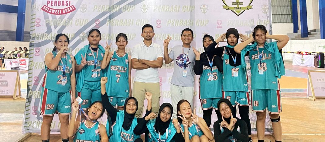 Kalahkan Glorius Spartan, Tim Basket Putri Smansa Mamuju Maju ke Final Perbasi Cup I