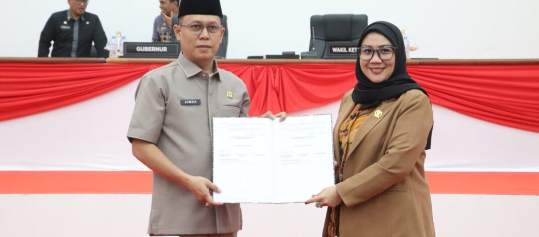 Hadiri Paripurna DPRD Sulbar, Sekprov: Kita Terima Rekomendasi untuk Ditindaklanjuti
