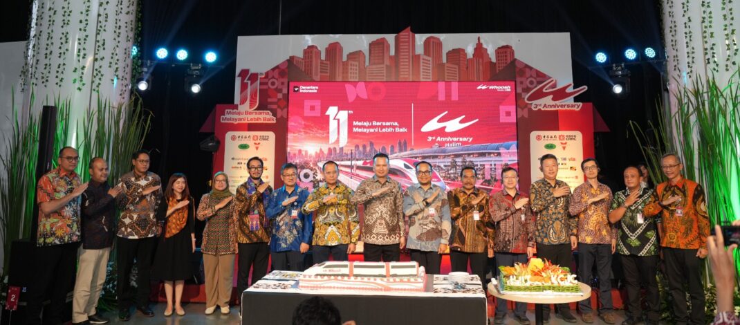 Kerjasama Imigrasi dan KCIC, Penumpang Internasional Kini Bisa Pesan Whoosh Lewat All Indonesia